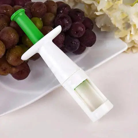 New Slicer Kitchen Tool for Tomatoes and Grapes